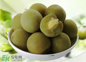 青梅怎么腌制脆青梅？脆青梅的腌制方法