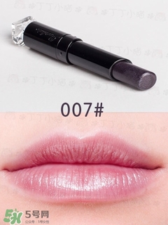 嬌蘭小黑裙007值得入嗎？嬌蘭小黑裙007唇膏口紅怎么樣？