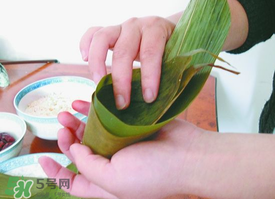 干粽葉泡多長(zhǎng)時(shí)間？干粽葉要泡多長(zhǎng)時(shí)間才能包粽子？