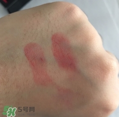 嬌蘭小黑裙003好看嗎？嬌蘭小黑裙唇膏003試色
