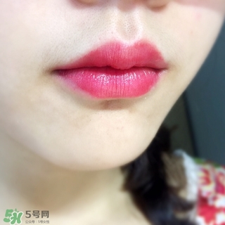 嬌蘭小黑裙022多少錢？嬌蘭小黑裙022專柜價格