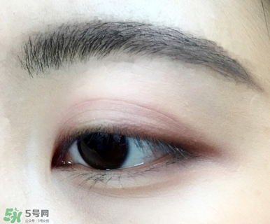 anastasia眼影多少錢？anastasia眼影試色專柜價(jià)格