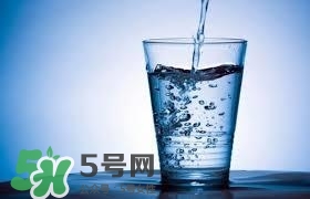 30天不喝飲料，妹子的對比照令人震驚 喝白開水的好處