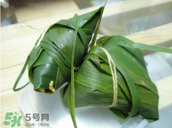 包粽子用什么糯米？包粽子的糯米要泡多久？
