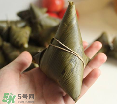 包粽子用什么糯米？包粽子的糯米要泡多久？