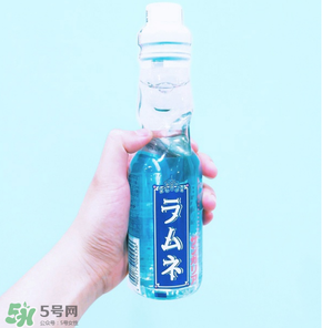 波子汽水怎么開？波子汽水怎么喝？