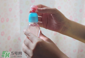 彈珠汽水怎么開？彈珠汽水怎么開不會(huì)噴？