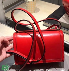 loewe三角包怎么看真假？羅意威巴塞羅那三角包真假辨別