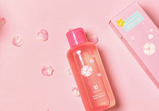 ?ukiss悠珂思和大創(chuàng)粉撲清洗劑哪個(gè)好？悠珂思和大創(chuàng)清洗劑對(duì)比