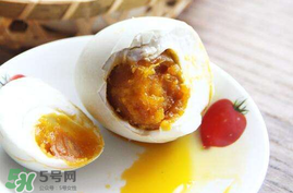 咸鴨蛋能帶上飛機(jī)嗎？飛機(jī)上能帶鴨蛋嗎？