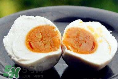 咸鴨蛋為什么會(huì)臭？咸鴨蛋為什么會(huì)苦