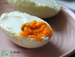 咸鴨蛋可以天天吃嗎？咸鴨蛋一天吃幾個(gè)？