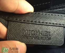 michael kors鎖頭包怎么分辨真假？mk鎖頭包真假辨別
