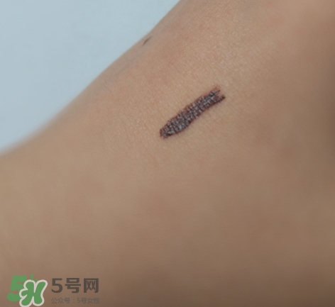 眉膠要敷多久撕下來(lái)？眉膠可以保持幾天