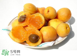 杏和荔枝能一起吃嗎？杏和荔枝一起吃會(huì)中毒嗎？