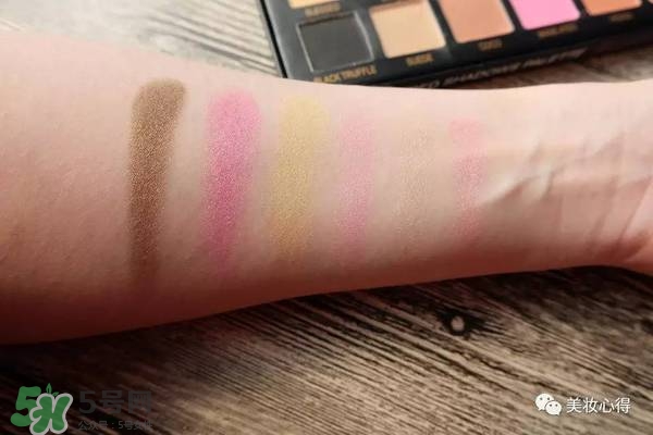 huda beauty眼影多少錢？huda beauty眼影專柜價格