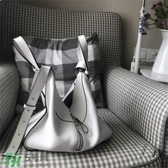 loewe hammock尺寸多大？羅意威吊床包有幾個尺寸？