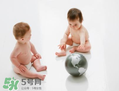 夏天寶寶出生該準(zhǔn)備什么？夏季待產(chǎn)包的特點(diǎn)