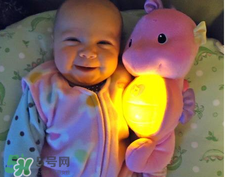 費(fèi)雪小海馬的使用方法 費(fèi)雪小海馬怎么用 費(fèi)雪小海馬的使用方法 費(fèi)雪小海馬怎么用