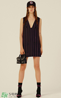 versus versace2018早春度假系列衣服款式有哪些_好看嗎？
