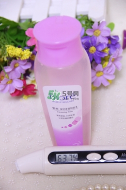 碧柔卸妝水和卸妝乳哪個(gè)好？碧柔卸妝水和卸妝乳選擇
