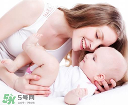 寶寶指甲上有白點(diǎn)是怎么回事？寶寶指甲上有白點(diǎn)正常嗎？