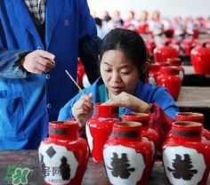 花雕酒是什么做的？花雕酒用什么做的