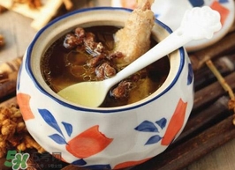 枇杷花怎么煲湯？枇杷花煲湯搭配什么最佳？