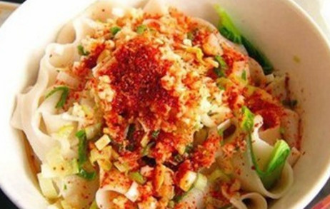 油潑面是哪里的特殊美食？油潑面是什么面