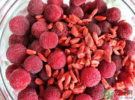 楊梅和枸杞可以一起泡酒嗎？楊梅和枸杞泡酒的功效