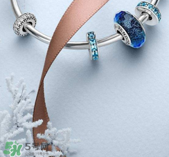 pandora繁星童話手鏈?zhǔn)鞘裁床馁|(zhì)？潘多拉繁星童話是銀的嗎？