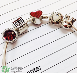 pandora手鏈會(huì)變長(zhǎng)嗎？潘多拉手鏈會(huì)越戴越松嗎？