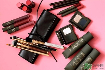 2017春夏彩妝限定新品大全_2017彩妝限定新品盤點(diǎn) 2017春夏彩妝限定新品大全_2017彩妝限定新品盤點(diǎn)