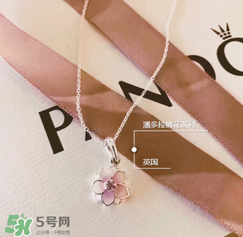 潘多拉項(xiàng)鏈洗澡可以戴嗎？潘多拉項(xiàng)鏈可以帶著洗澡嗎？