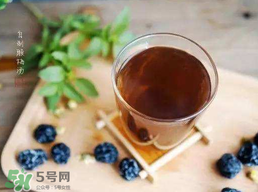 酸梅湯不能和什么一起吃？酸梅湯和什么食物相克？