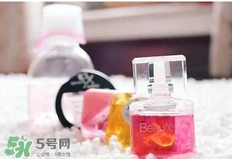 眼藥水可以帶上飛機嗎？眼藥水可以托運嗎？
