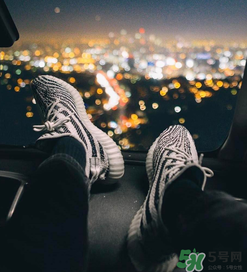 adidas yeezy 350 v2 boost zebra白斑馬多少錢？