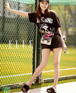 ugg royale小毛王拖鞋怎么買？ugg小毛王拖鞋在哪買？