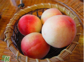 水蜜桃和西瓜能一起吃嗎？水蜜桃可以和西瓜一起吃嗎？