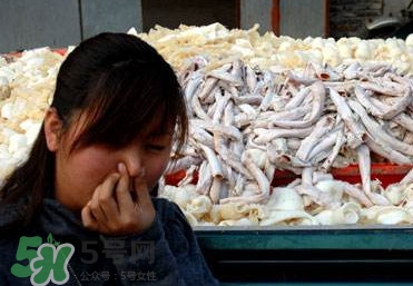 福爾馬林對(duì)人體有什么傷害？如何去除食物中的福爾馬林