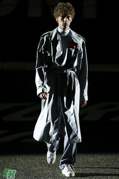 off white2018春夏系列服裝怎么樣_好看嗎_款式有哪些？