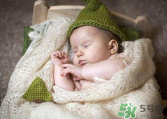 早產(chǎn)兒奶粉有必要嗎？早產(chǎn)兒可以吃普通奶粉嗎？