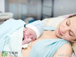 早產(chǎn)兒的發(fā)育和正常嬰兒一樣嗎？早產(chǎn)兒發(fā)育會遲緩嗎？