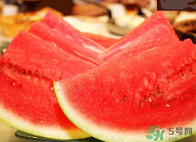 黑美人西瓜多少錢(qián)一斤？黑美人西瓜怎么挑？