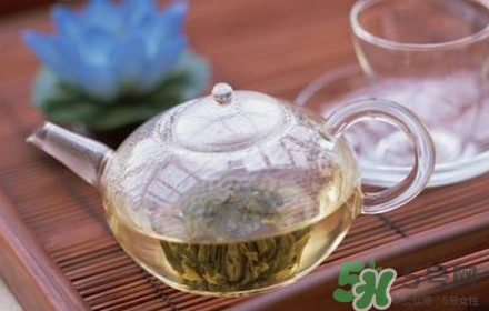 杜仲茶是熱性的嗎？杜仲茶和杜仲是一樣東西嗎