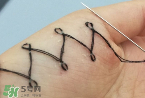 人體刺繡是從哪兒學(xué)的？人體刺繡容易誤導(dǎo)哪些孩子