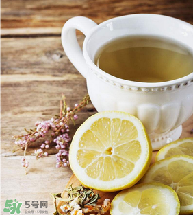 喝茶能吃杏嗎？喝茶可以吃杏嗎？