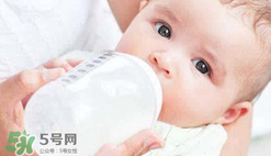 嬰幼兒奶粉為什么會(huì)有腥味 奶粉有腥味是正常的嗎？
