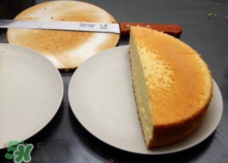 戚風蛋糕為什么不蓬松？戚風蛋糕不蓬松的原因