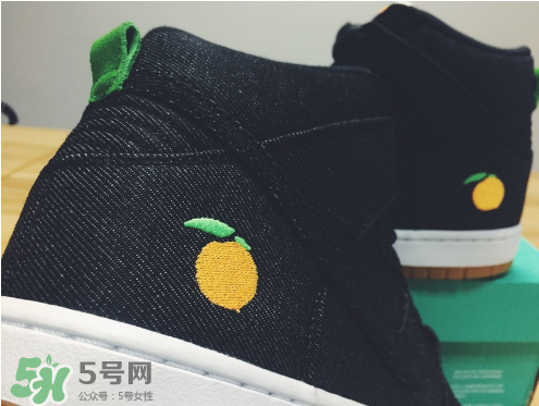 nike sb dunk momofuku限量版滑板鞋多少錢？